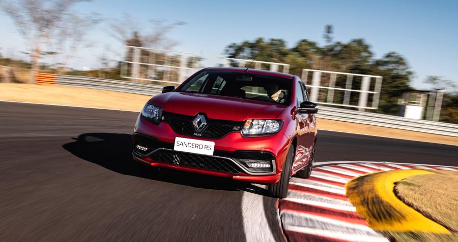  Renault Sandero R.S. 2019 года  (фото 14 из 49)